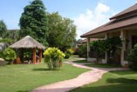 /album/photogallery/kata-lucky-villa-deluxe-villa-garden-jpg1/